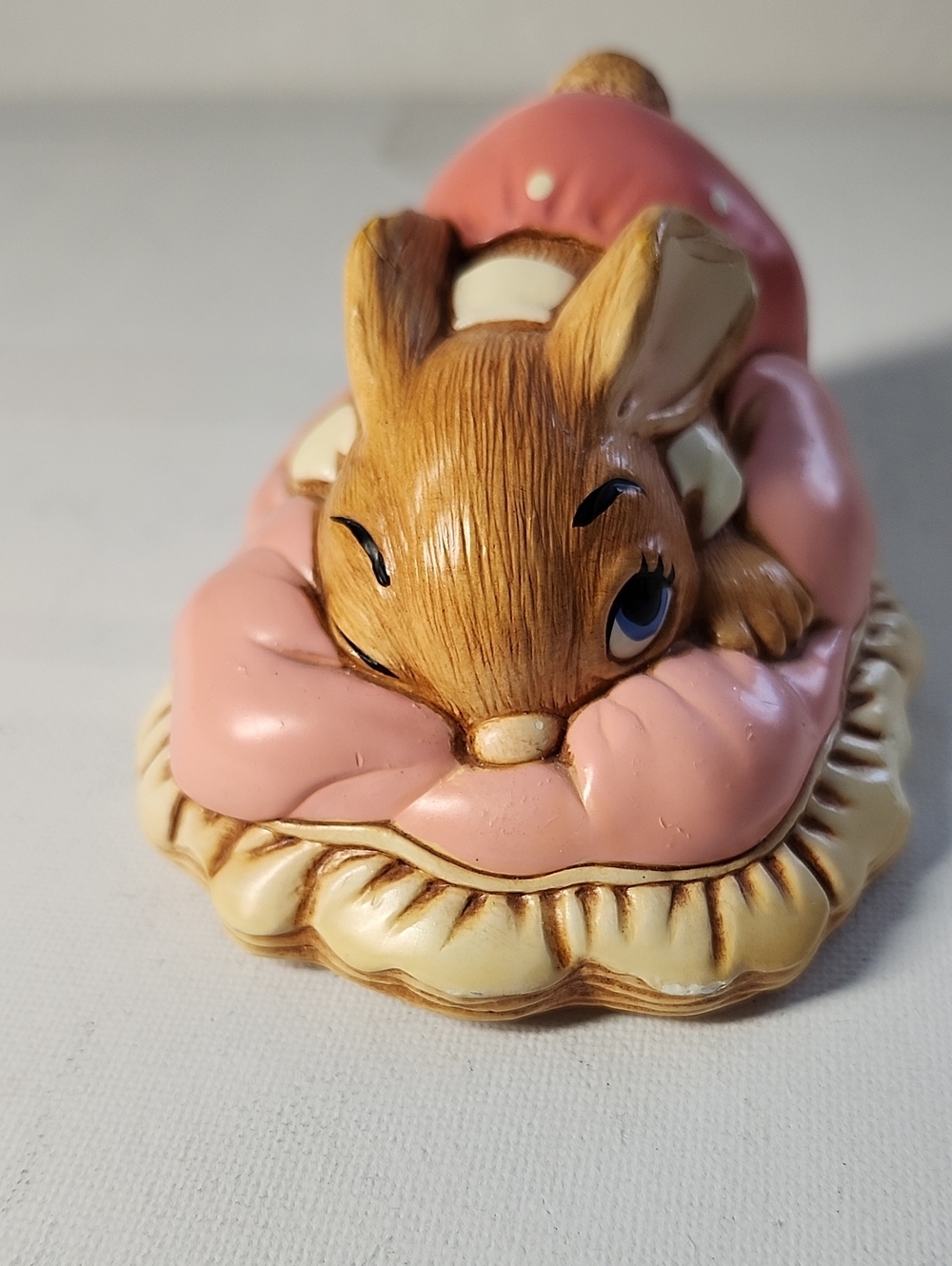 Vintage Pendelfin "Dodger" Figurine England